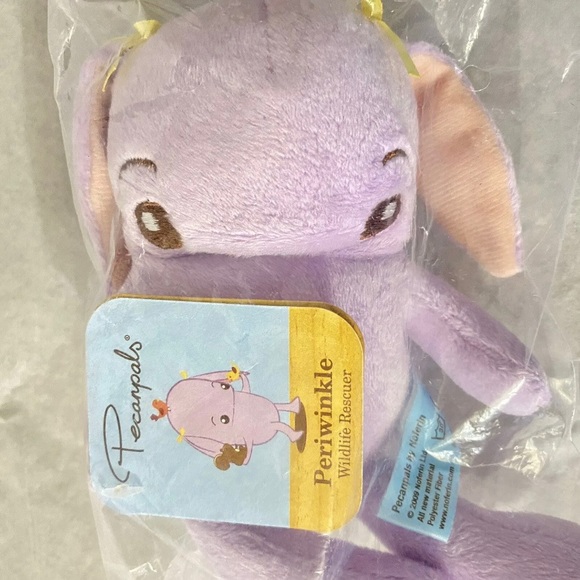 Pecanpals by Noferin-Periwinkle Wildlife Rescuer-2009 Pecan Pals Plush Toy - Picture 7 of 9